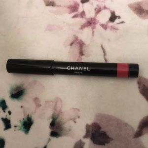 Chanel lipstick - Jumbo Lip Crayon- Rose Clair